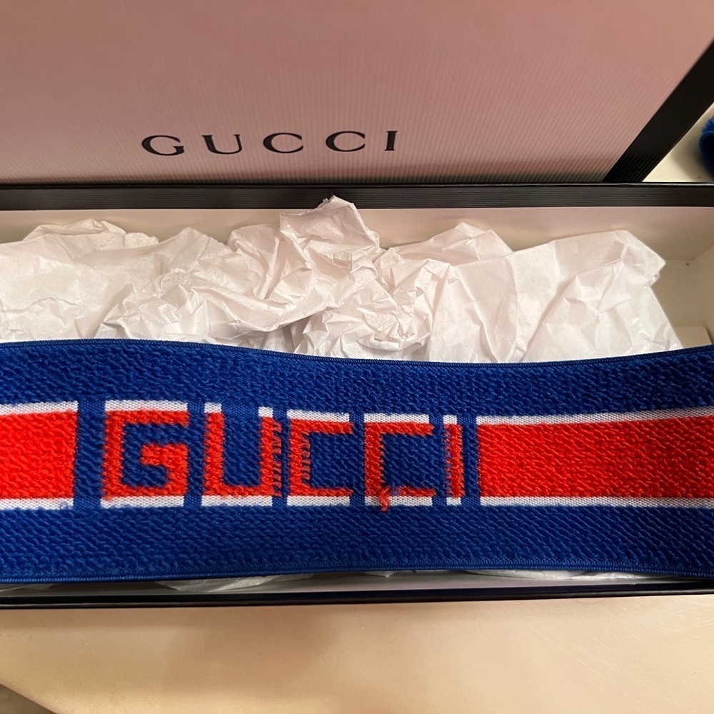 Authentic Gucci logo stripe sweatband set - Picture 4 of 5